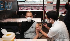 15.12.21 VfB Stuttgart 24-Stunden-Impfaktion