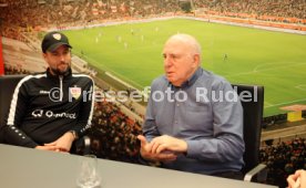 14.12.23 VfB Stuttgart Sebastian und Dieter Hoene&szlig;