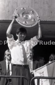 17.05.1992 VfB Stuttgart Meisterschaft Empfang im Stadion