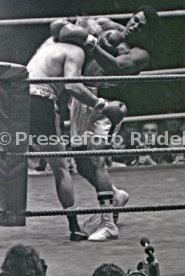 24.05.76 Boxen Cassius Clay/Muhammad Ali - Richard Dunn