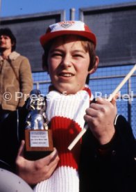 19.01.80 VfB Stuttgart Hansi M&uuml;ller Bravo Silber Otto