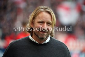 VfB Stuttgart - SG Dynamo Dresden