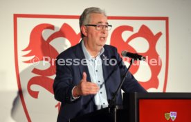 06.02.25 VfB Stuttgart Dunkelroter Tisch