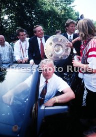 17.05.1992 VfB Stuttgart Meisterschaft Autokorso