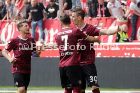 VfB Stuttgart - SG Dynamo Dresden