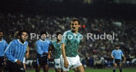 25.04.1990 Deutschland - Uruguay