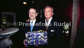 03.03.98 VfB Stuttgart 65. Geburtstag Mayer-Vorfelder