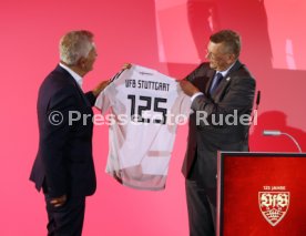 Sonderaustellung 125 Jahre VfB Stuttgart Mercedes-Benz Museum Feierstunde