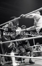02.12.83 Boxen Rene Weller