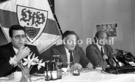 16.01.90 VfB Stuttgart PK Vorstellung Manager Hoene&szlig;