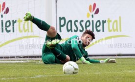 Stuttgarter Kickers - Hallescher FC