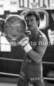 20.10.83 Boxen Rene Weller