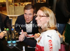 VfB Stuttgart Autogrammstunde Breuninger
