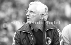 03.06.80 Sepp Maier Abschiedsspiel FC Bayern M&uuml;nchen - Deutsche Fussball Nationalmannschaft
