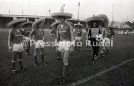 16.10.85 Vorstellung WM M&uuml;nzen 1986 und Prominentenspiel