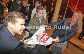 VfB Stuttgart Autogrammstunde Breuninger