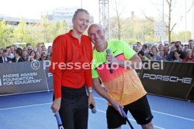 Porsche Tennis Grand Prix 2015