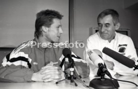 22.01.94 Pressekonferenz Oliver M&ouml;ller Hamburger SV nach Attenat in Stuttgart