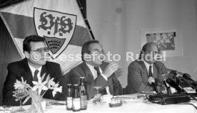 16.01.90 VfB Stuttgart PK Vorstellung Manager Hoene&szlig;
