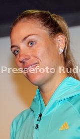 Porsche Tennis Grand Prix 2016
