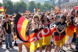 30.06.06 Stuttgart Schlossplatz Fussball WM 2006 Public Viewing