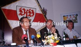 16.01.90 VfB Stuttgart PK Vorstellung Manager Hoene&szlig;