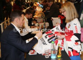 VfB Stuttgart Autogrammstunde Breuninger