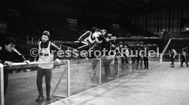 18.01.87 Stuttgarter Kickers Training Schleyer-Halle