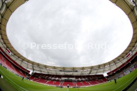 Fußball  2. Bundesliga  VfB Stuttgart vs. VL Osnabrück