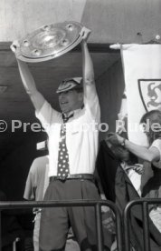 17.05.1992 VfB Stuttgart Meisterschaft Empfang im Stadion
