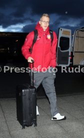VfB Stuttgart Abflug ins Trainingslager La Manga Flughafen Stuttgart