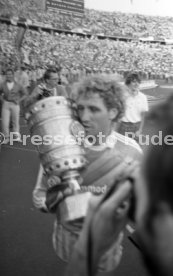 03.05.86 DFB-Pokal Finale FC Bayern M&uuml;nchen - VfB Stuttgart