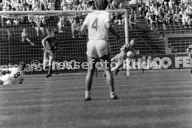 23.04.88 VfB Stuttgart - Bayer 05 Uerdingen