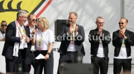 25.05.25 VfB Stuttgart Feier und Autokorso DFB-Pokal Sieg Stuttgart Schlossplatz