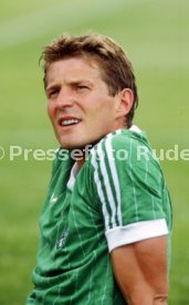 03.06.86 DFB Quartier Galindo