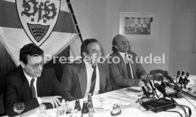 16.01.90 VfB Stuttgart PK Vorstellung Manager Hoene&szlig;