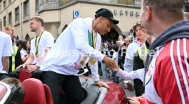 25.05.25 VfB Stuttgart Feier und Autokorso DFB-Pokal Sieg Stuttgart Schlossplatz