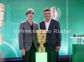 11.05.26 DFB-Pokal Finale 2025/26 Cup Handover