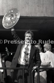 17.05.1992 VfB Stuttgart Meisterschaft Empfang im Stadion