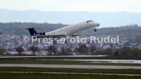 VfB Stuttgart Abflug Kurztrainingslager Mallorca am Flughafen Stuttgart