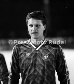 18.12.90 U21 Deutschland - U21 Schweiz