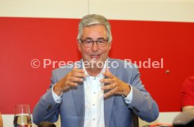 02.08.24 VfB Stuttgart Vorstellung Pr&auml;sidium