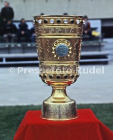 02.05.81 DFB-Pokal Finale Eintracht Frankfurt - 1. FC Kaiserslautern