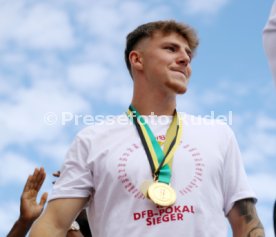 25.05.25 VfB Stuttgart Feier und Autokorso DFB-Pokal Sieg Stuttgart Schlossplatz