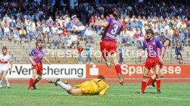 23.04.88 VfB Stuttgart - Bayer 05 Uerdingen
