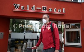 12.05.21 VfB Stuttgart Ankunft Spieler Quarant&auml;ne Trainingslager Wald-Hotel Stuttgart