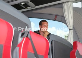 VfB Stuttgart Vorstellung Neuer Mannschaftsbus