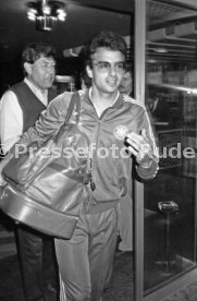 17.05.81 Ankunft DFB Nationalspieler Schlosshotel Monrepos Ludwigsburg
