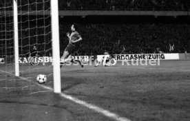 17.11.79 Deutschland - Wales