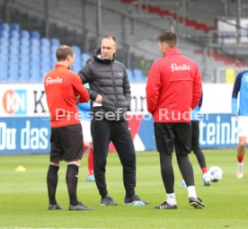 Fu&szlig;ball  2.Bundesliga Holstein Kiel vs. VfB Stuttgart